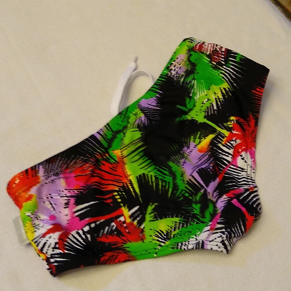 TADDLEE Swimsuit - Picture 2 of 8